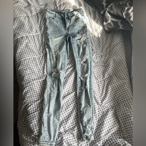 American eagle ripped skinny jeans